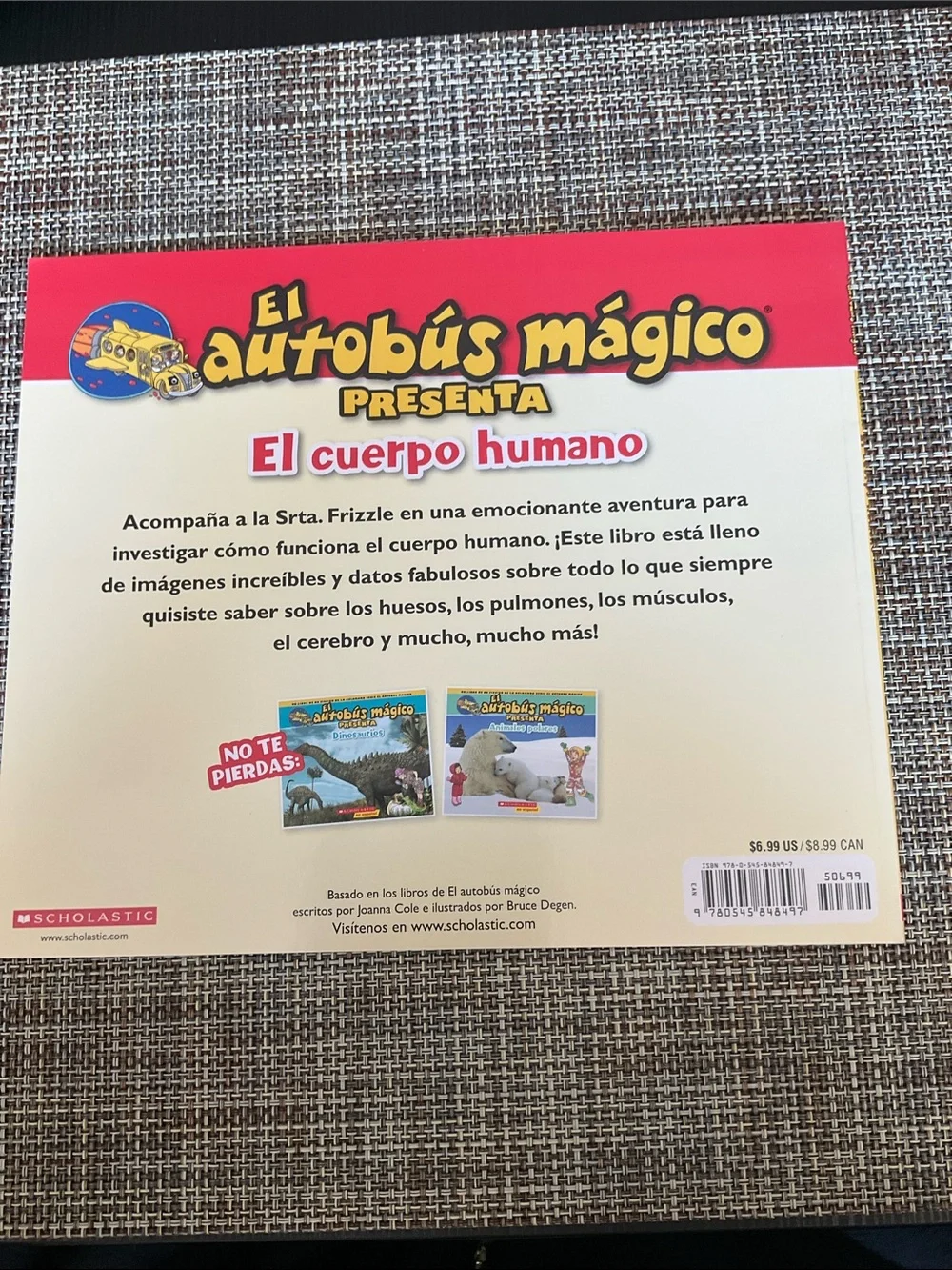 Scholastic El autobús mágico - 2 children’s books, Spanish.